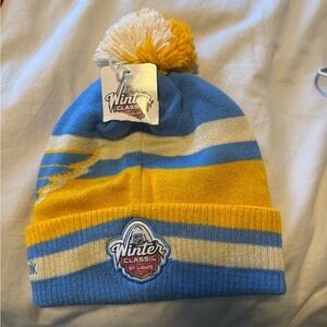 Reebok Winter Classic St Louis Blues Beanie - Blue and Yellow
